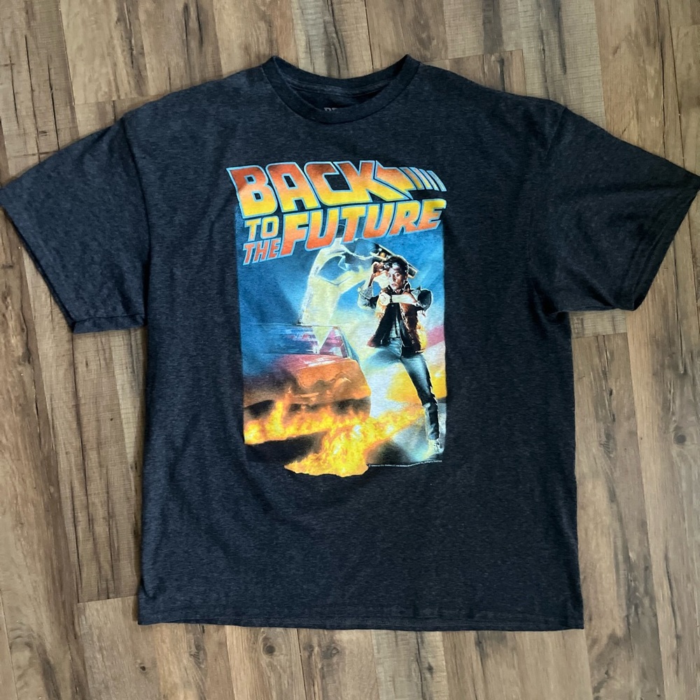 Back 2 the Future Vintage series graphics tee men’s size XL! Like new🔥